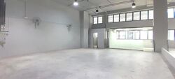 Carros Centre (D25), Factory #622567071